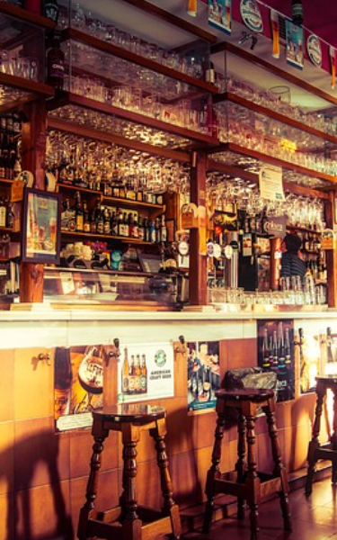 Screenplay Cover Image for Pulling Pints>